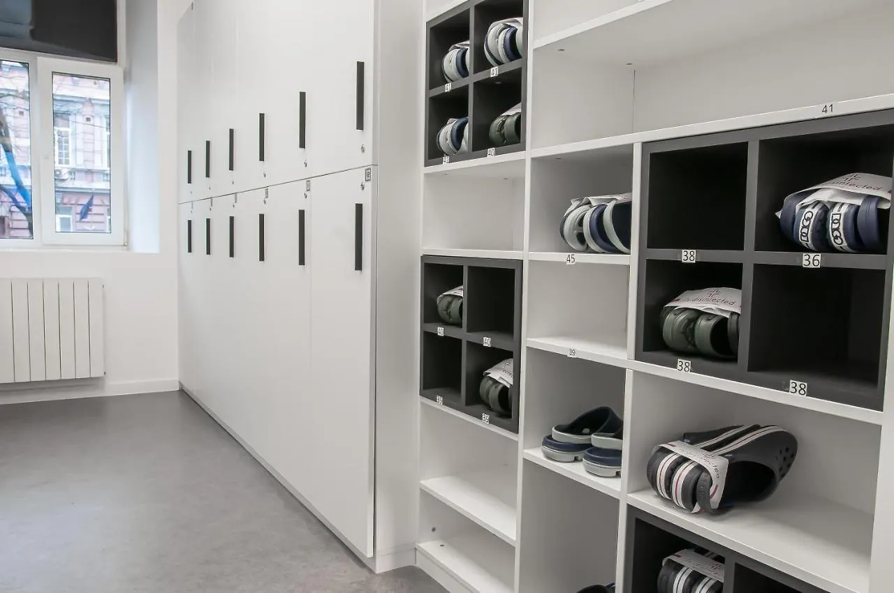 Av-2 Capsule Hotel Kyiv